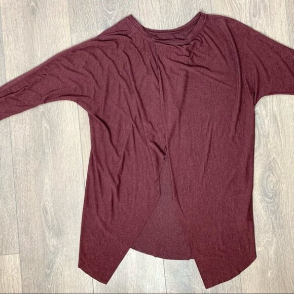 Aritzia Wilfred La Riviere Top Long Sleeve Split Back Burgundy Size XS - Picture 9 of 14